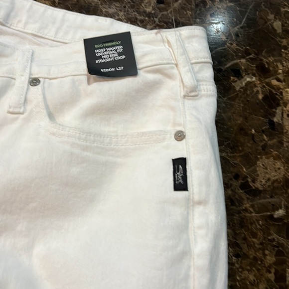 Nwt silver white jeans size 24W raw hem. A272 - Picture 4 of 6